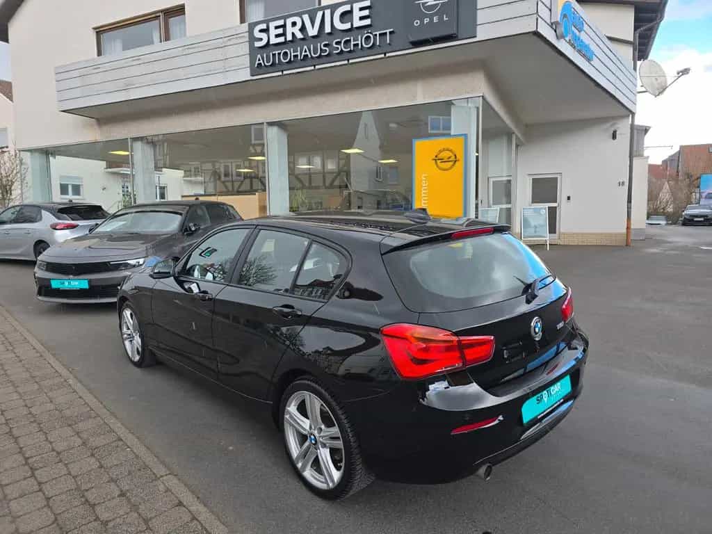 BMW 1 Series 116i Limousine 5-trg./AHK/PDC/ALLWETTER/M-FELGEN 05/2016-photo-3