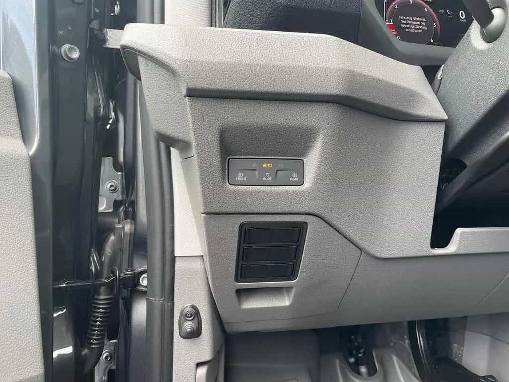 MAN TGE 3.180 L4H3 Kasten 4x4 Individual S ACC SITZH 03/2026-photo-13