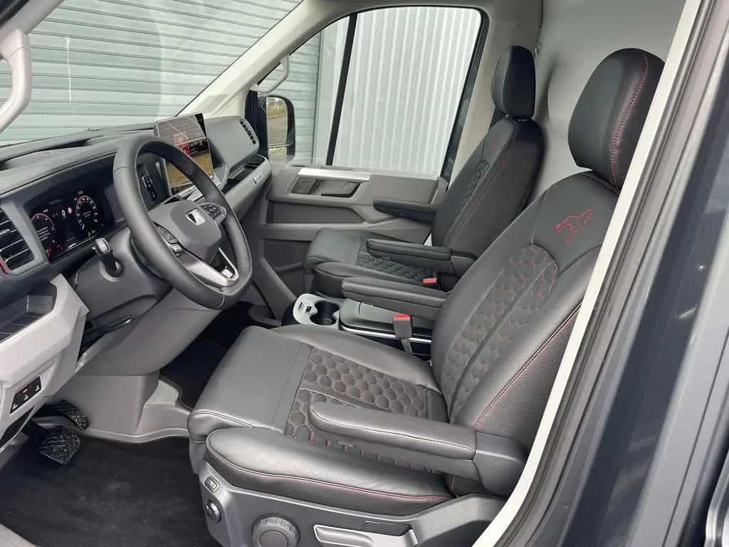 MAN TGE 3.180 L4H3 Kasten 4x4 Individual S ACC SITZH 03/2026-photo-14