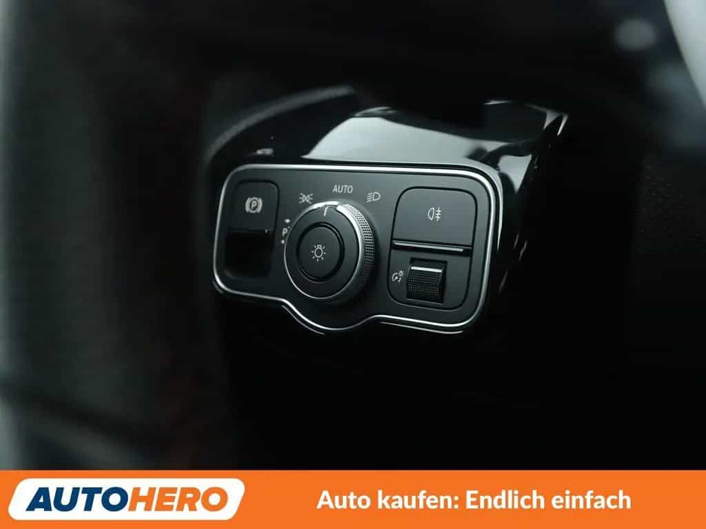 Mercedes-Benz CLA-Class 200 AMG Line Aut.*LED*NAVI*TEMPO*CAM*PDC* 12/2022-photo-28