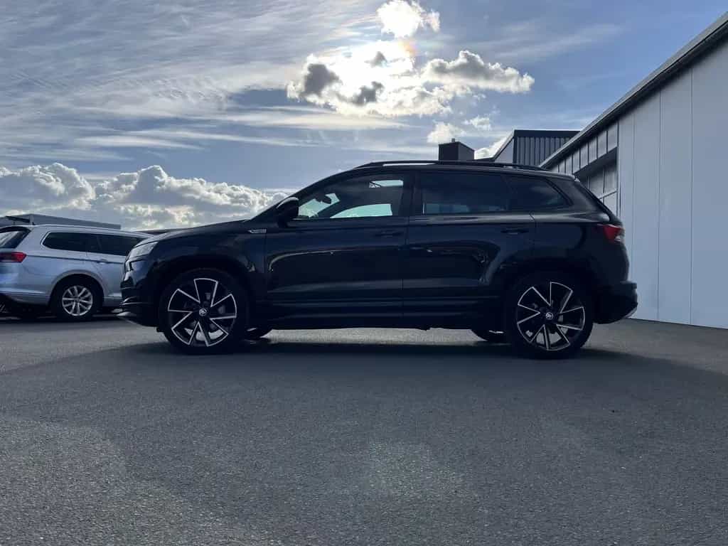 Skoda Karoq 2.0 TDI 4x4 Sportline 19 Zoll AHK PANO RFK 05/2020-photo-1