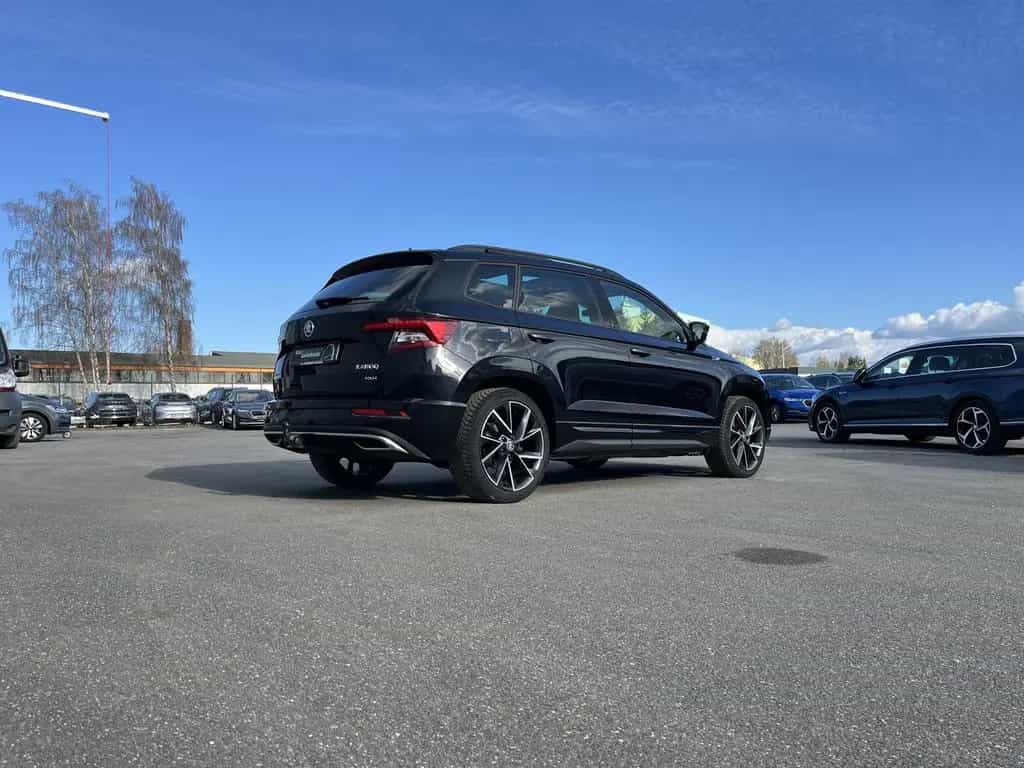 Skoda Karoq 2.0 TDI 4x4 Sportline 19 Zoll AHK PANO RFK 05/2020-photo-5