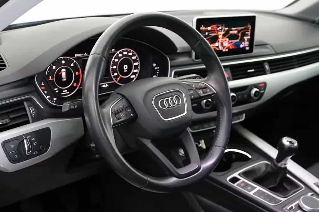 Audi A4 Avant Navi,Xenon,SH,PDC 12/2018-photo-10