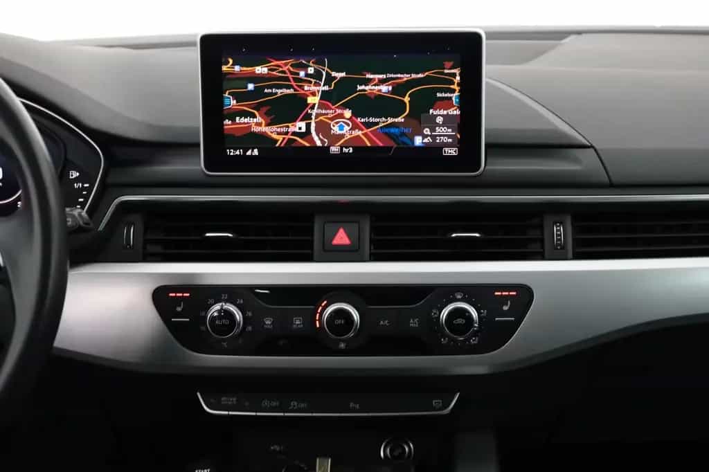 Audi A4 Avant Navi,Xenon,SH,PDC 12/2018-photo-17