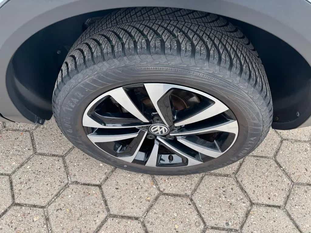 Volkswagen T-Roc 1,6 TDI IQ.DRIVE*2.HAND*KLIMA*70TKM*HU NEU 06/2019-photo-11