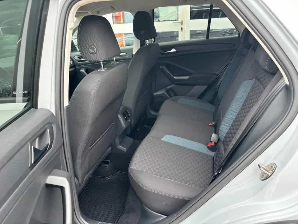 Volkswagen T-Roc 1,6 TDI IQ.DRIVE*2.HAND*KLIMA*70TKM*HU NEU 06/2019-photo-12