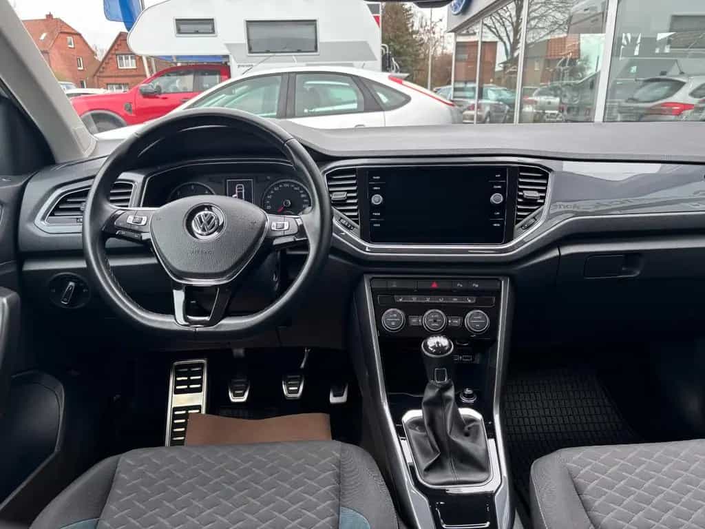 Volkswagen T-Roc 1,6 TDI IQ.DRIVE*2.HAND*KLIMA*70TKM*HU NEU 06/2019-photo-13