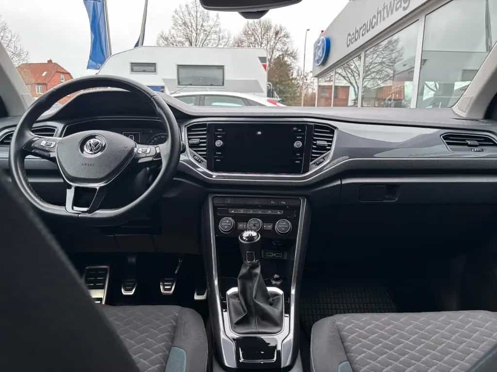 Volkswagen T-Roc 1,6 TDI IQ.DRIVE*2.HAND*KLIMA*70TKM*HU NEU 06/2019-photo-14