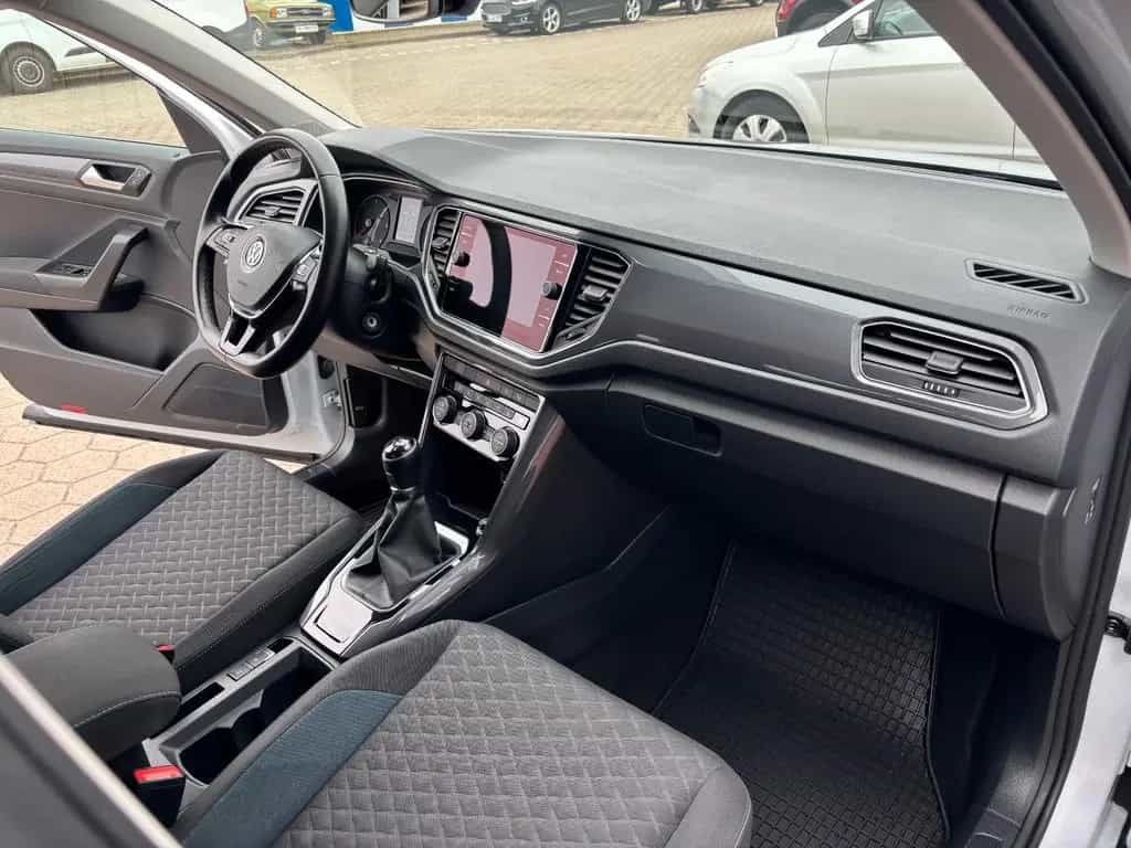 Volkswagen T-Roc 1,6 TDI IQ.DRIVE*2.HAND*KLIMA*70TKM*HU NEU 06/2019-photo-20