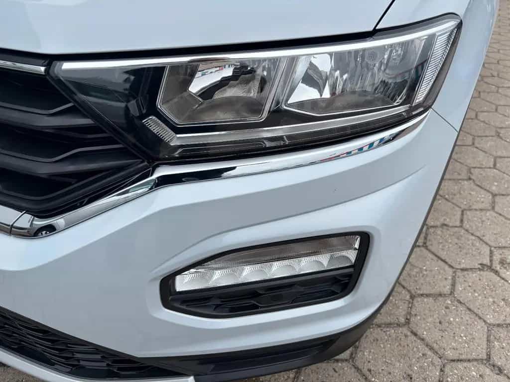 Volkswagen T-Roc 1,6 TDI IQ.DRIVE*2.HAND*KLIMA*70TKM*HU NEU 06/2019-photo-33