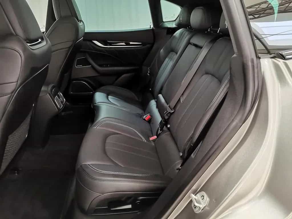 Maserati Levante GranSport GTS SQ4 Luft|SOFTCLOSE|PANO|H& 07/2020-photo-19