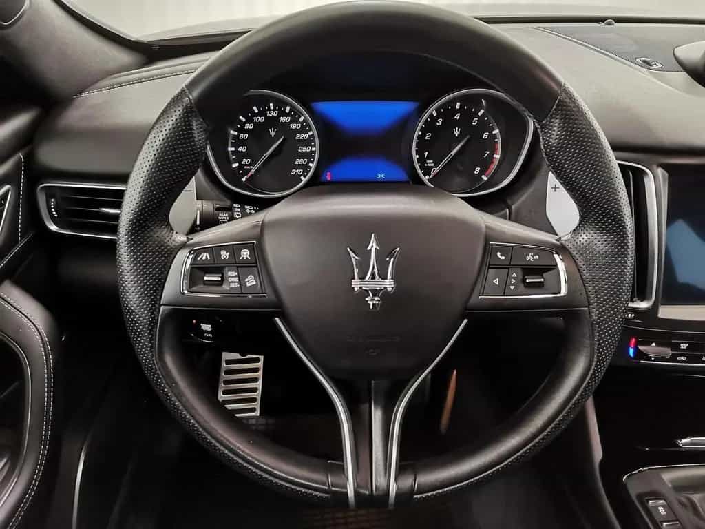 Maserati Levante GranSport GTS SQ4 Luft|SOFTCLOSE|PANO|H& 07/2020-photo-7