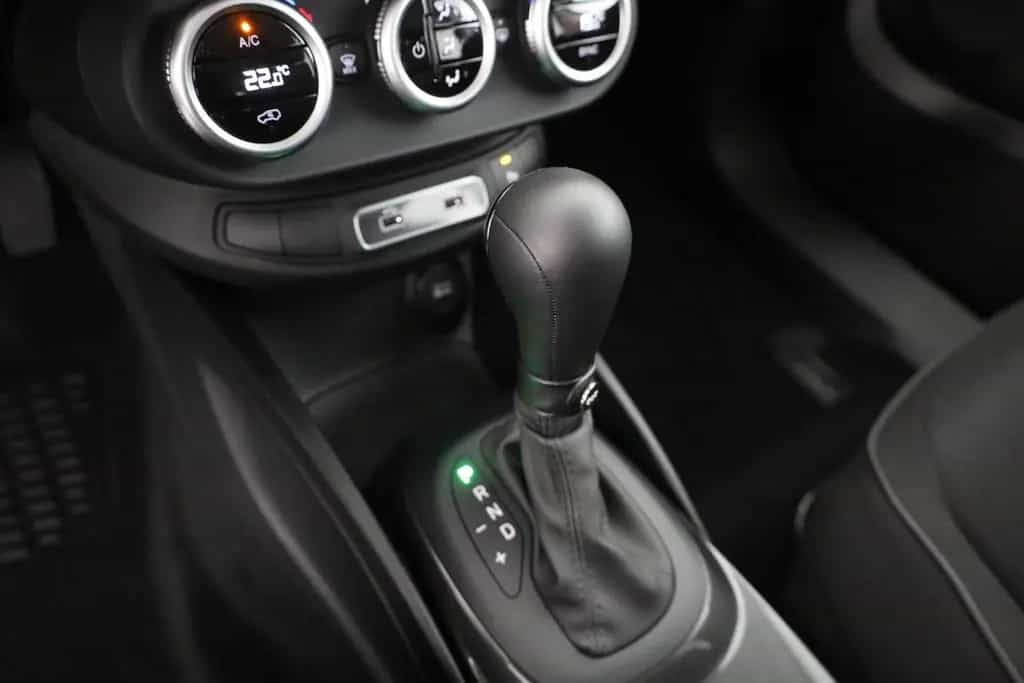 Fiat 500X 1.4T Aut. LED Kamera Tempomat App-Connect 02/2026-photo-12