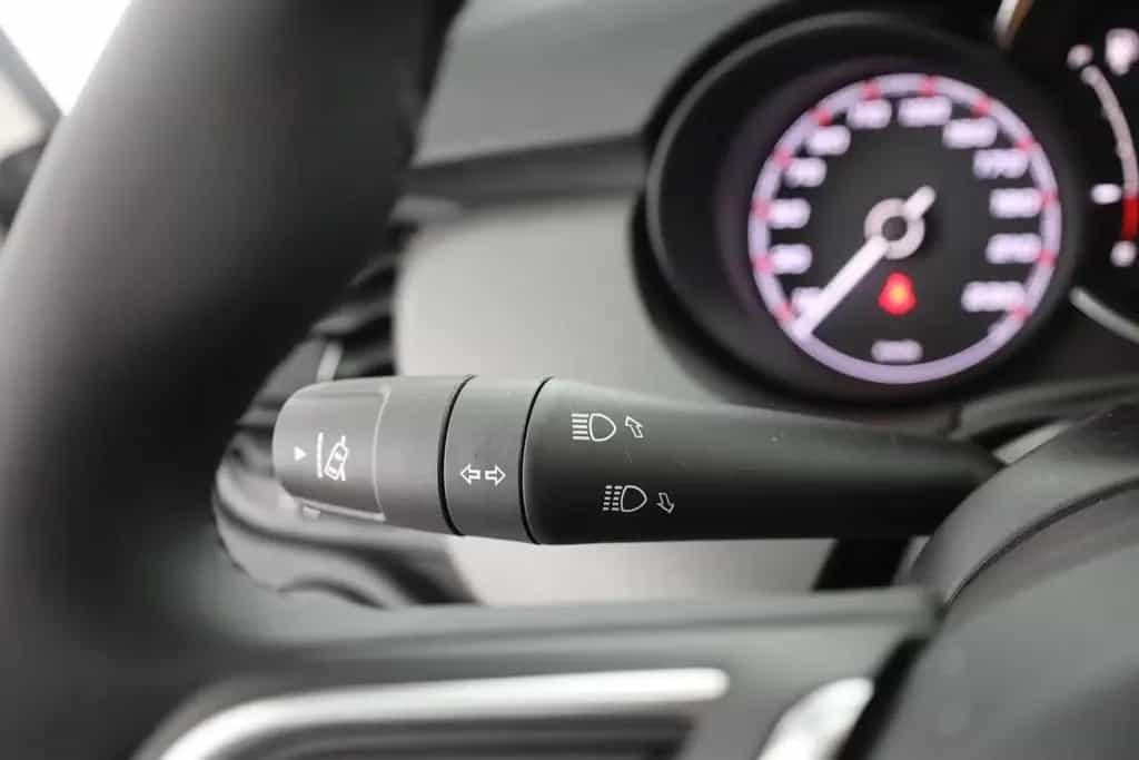Fiat 500X 1.4T Aut. LED Kamera Tempomat App-Connect 02/2026-photo-17