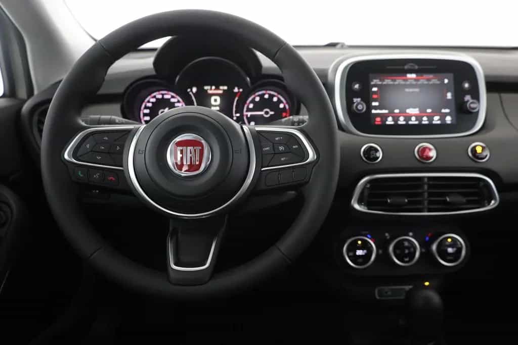 Fiat 500X 1.4T Aut. LED Kamera Tempomat App-Connect 02/2026-photo-9