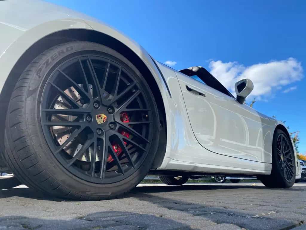 Porsche 992 911 Turbo Cabriolet SportDesign Aero-Kit 01/2021-photo-25
