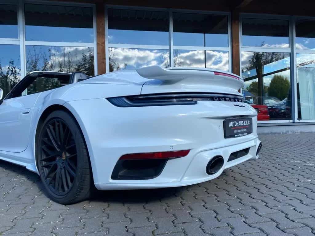 Porsche 992 911 Turbo Cabriolet SportDesign Aero-Kit 01/2021-photo-5