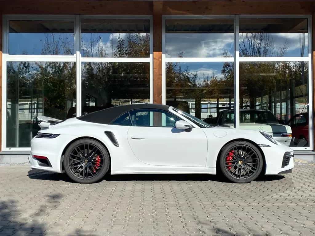 Porsche 992 911 Turbo Cabriolet SportDesign Aero-Kit 01/2021-photo-6