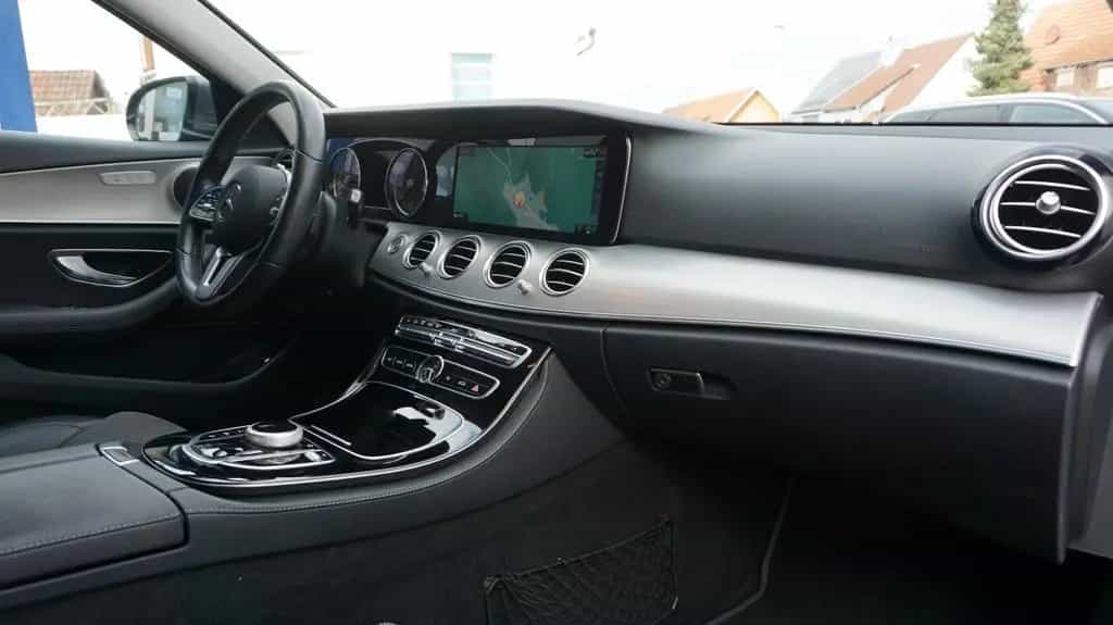 Mercedes-Benz E 200 E T-Modell Navi Kamera Teilleder SHZ 05/2019-photo-12