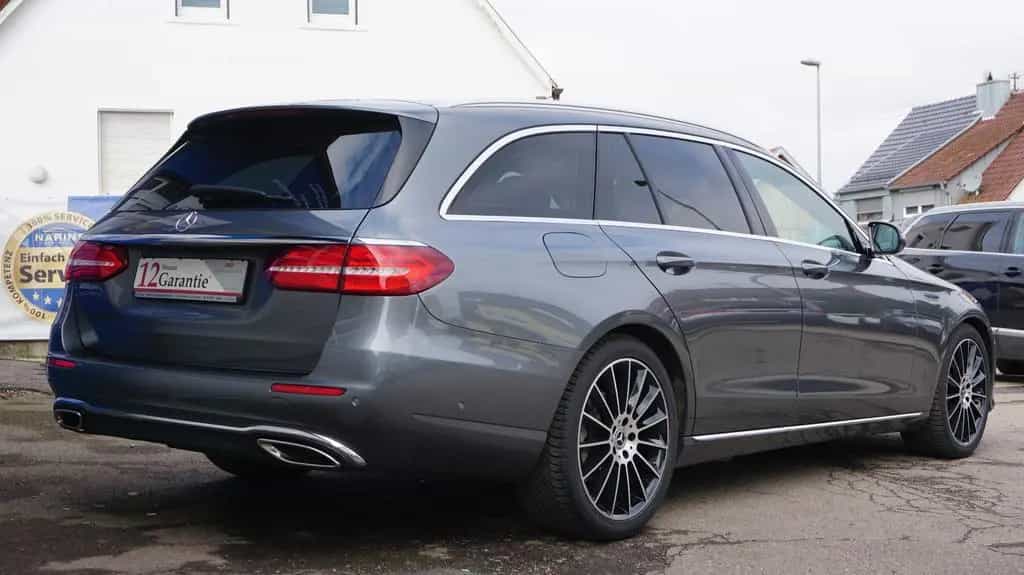 Mercedes-Benz E 200 E T-Modell Navi Kamera Teilleder SHZ 05/2019-photo-3