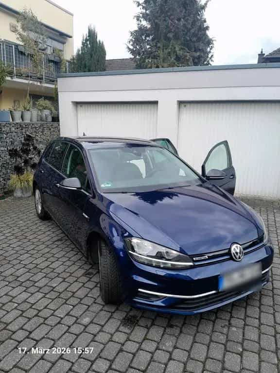 Volkswagen VW Golf bluemotion 09/2019-photo-1