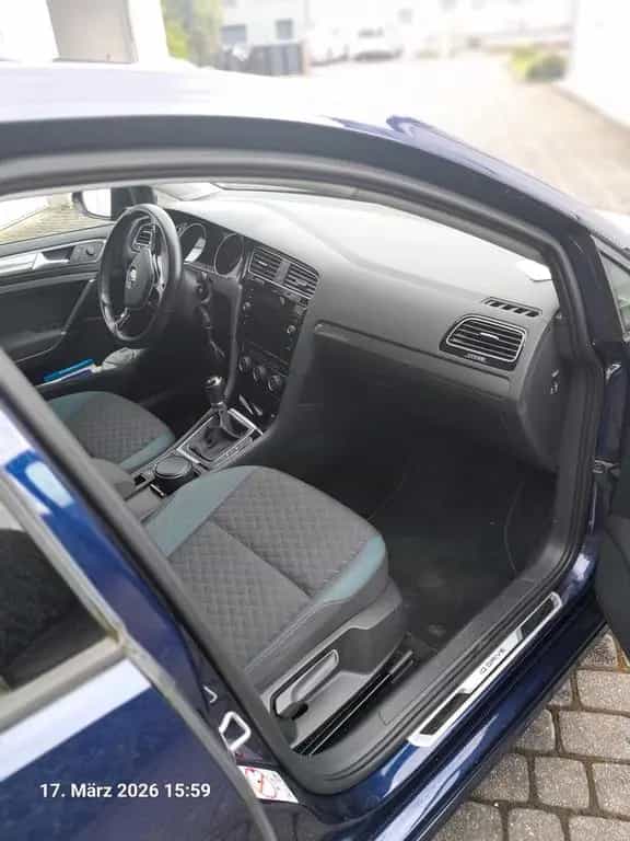 Volkswagen VW Golf bluemotion 09/2019-photo-3