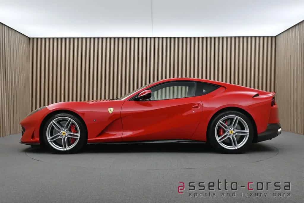 Ferrari 812 Superfast*Lift*Carbon*7013km*Rosso Corsa 10/2019-photo-0