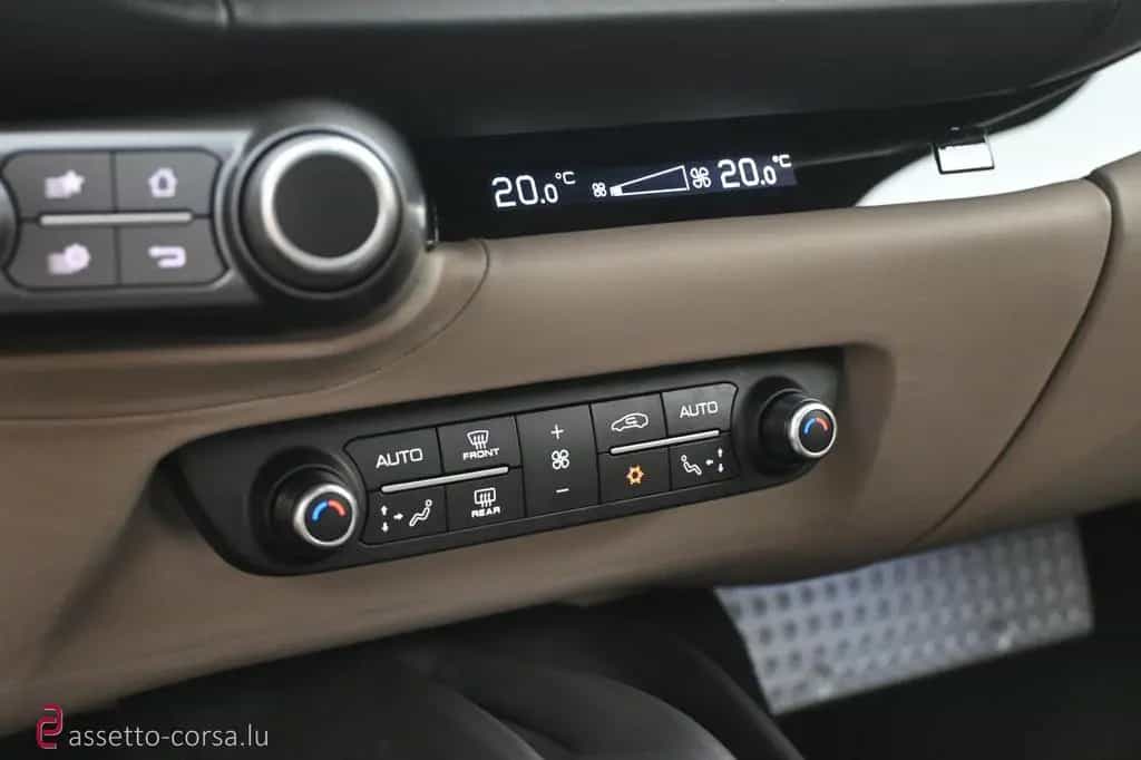 Ferrari 812 Superfast*Lift*Carbon*7013km*Rosso Corsa 10/2019-photo-15