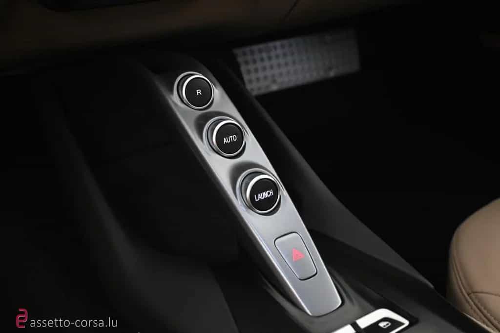 Ferrari 812 Superfast*Lift*Carbon*7013km*Rosso Corsa 10/2019-photo-16
