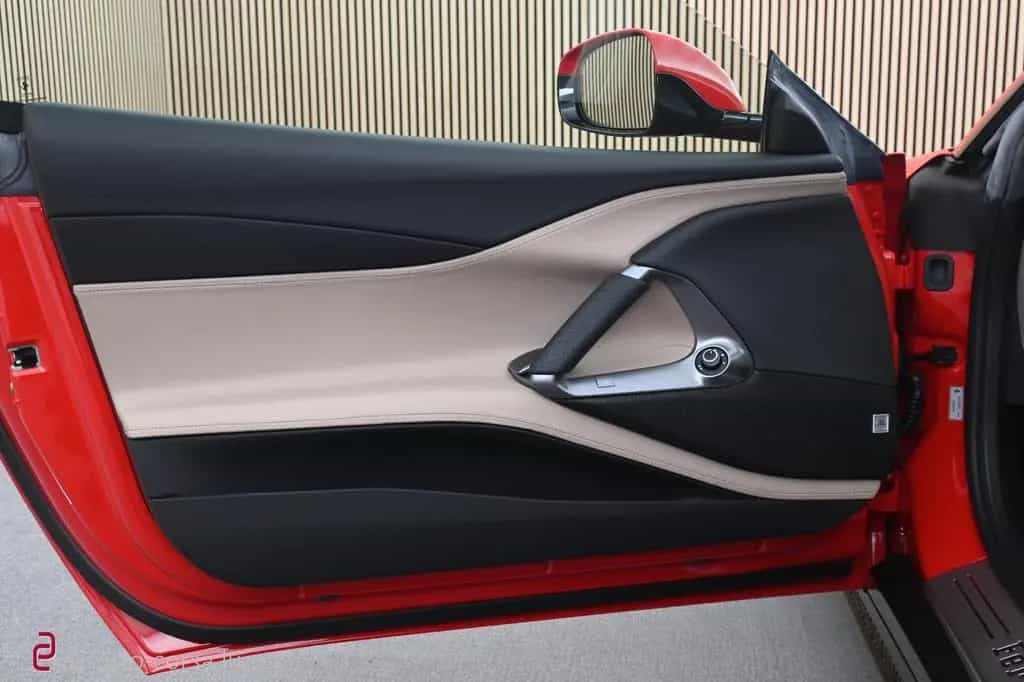 Ferrari 812 Superfast*Lift*Carbon*7013km*Rosso Corsa 10/2019-photo-21