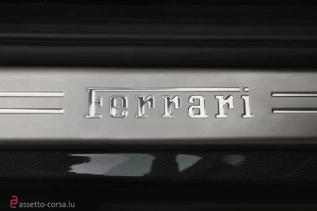 Ferrari 812 Superfast*Lift*Carbon*7013km*Rosso Corsa 10/2019-photo-29