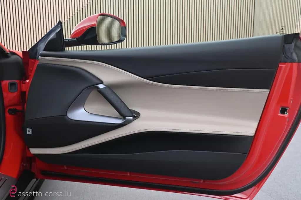 Ferrari 812 Superfast*Lift*Carbon*7013km*Rosso Corsa 10/2019-photo-31