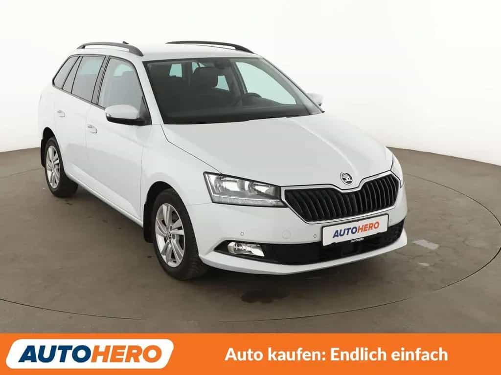 Skoda Fabia 1.0 TSI Style*NAVI*TEMPO*PDC*SHZ*KLIMA* 11/2018-photo-7