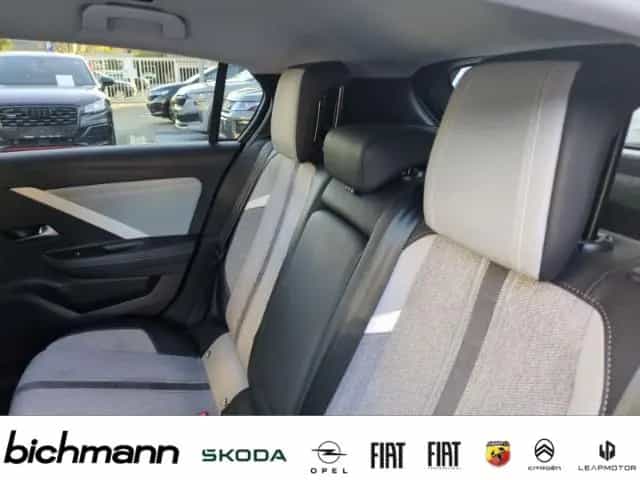 Opel Astra Elegance Apps Nav RFK PDCvh SHZ LHZ 17'' 04/2022-photo-16