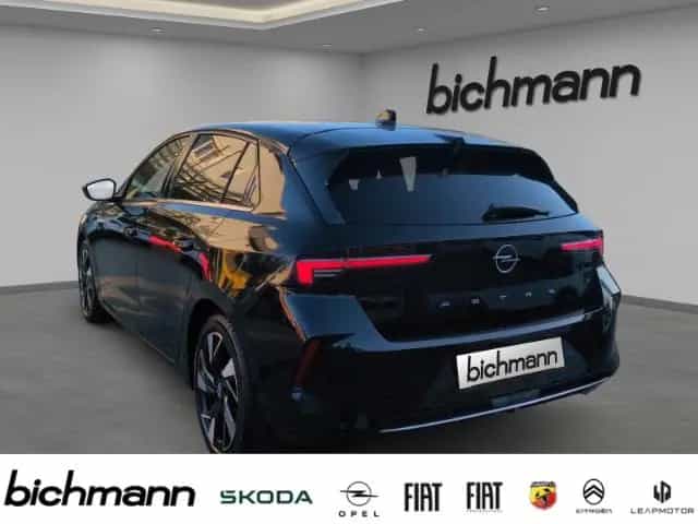 Opel Astra Elegance Apps Nav RFK PDCvh SHZ LHZ 17'' 04/2022-photo-2