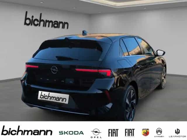 Opel Astra Elegance Apps Nav RFK PDCvh SHZ LHZ 17'' 04/2022-photo-4