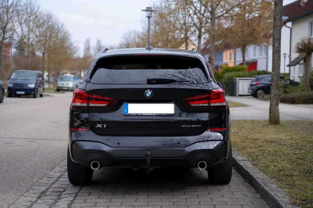 BMW X1 xDrive20d M Sport Aut. | Navi | LED | AHK 08/2019-photo-2
