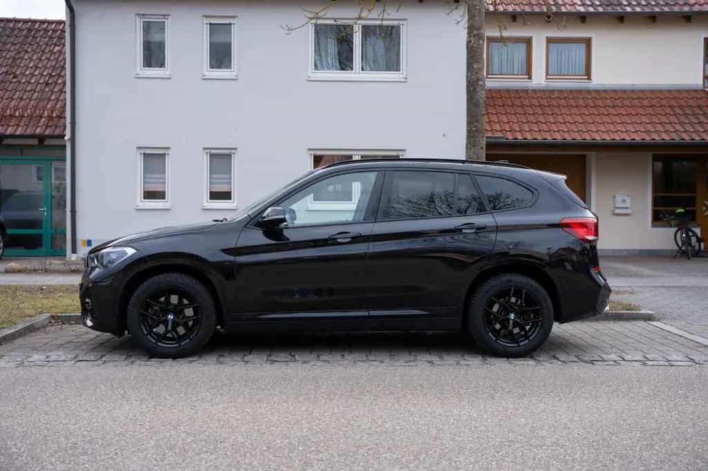 BMW X1 xDrive20d M Sport Aut. | Navi | LED | AHK 08/2019-photo-3