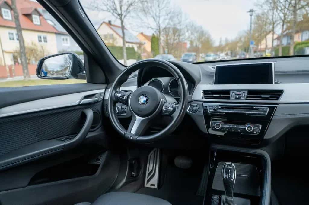 BMW X1 xDrive20d M Sport Aut. | Navi | LED | AHK 08/2019-photo-6
