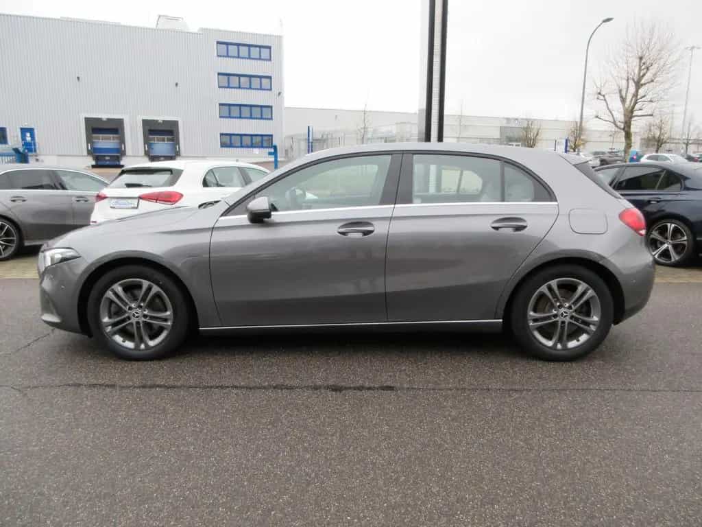 Mercedes-Benz A-Class 220 Style 4M 7G LED Navi 360° Pano Memory AHK 03/2019-photo-7