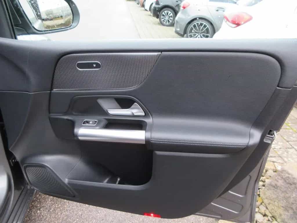 Mercedes-Benz B-Class 250 Progressive 7G LED+Fernl. Navi Kamera Spur 04/2019-photo-15
