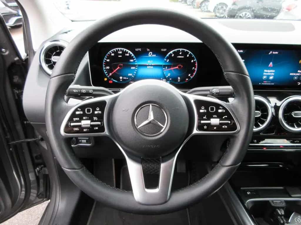 Mercedes-Benz B-Class 250 Progressive 7G LED+Fernl. Navi Kamera Spur 04/2019-photo-17