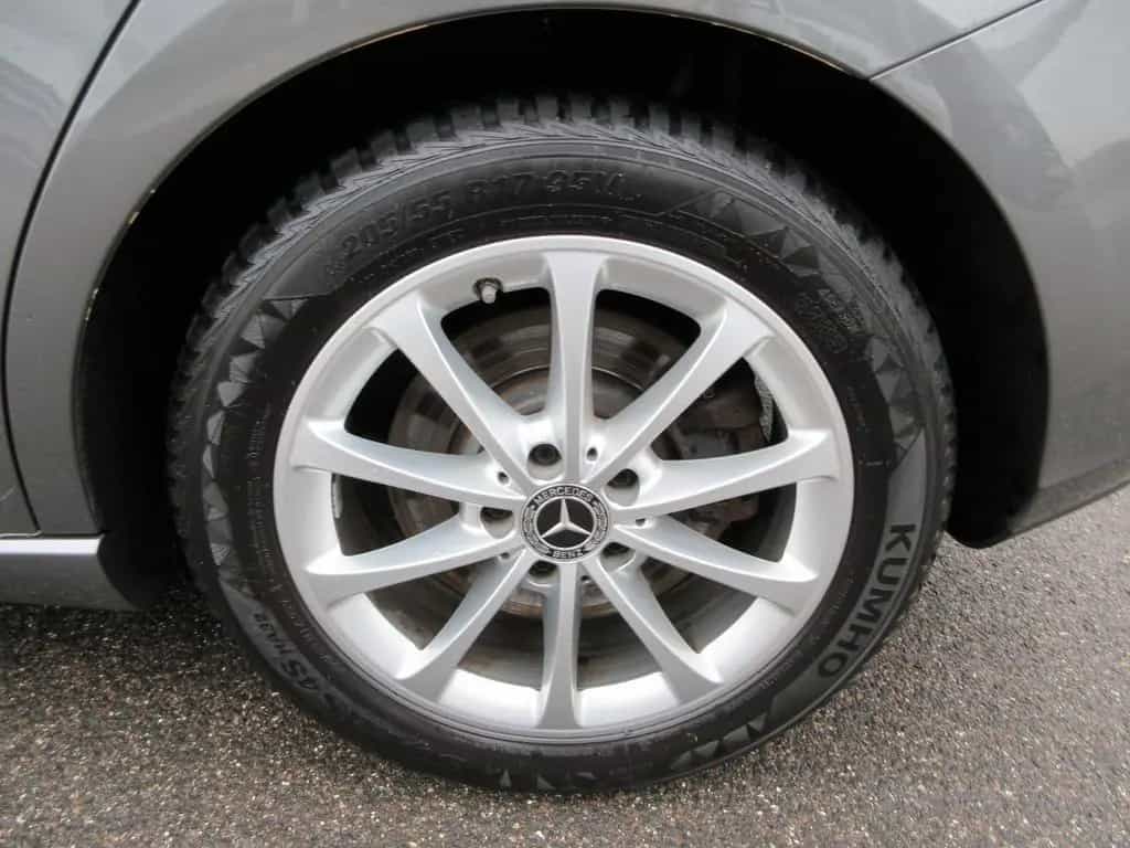 Mercedes-Benz B-Class 250 Progressive 7G LED+Fernl. Navi Kamera Spur 04/2019-photo-25