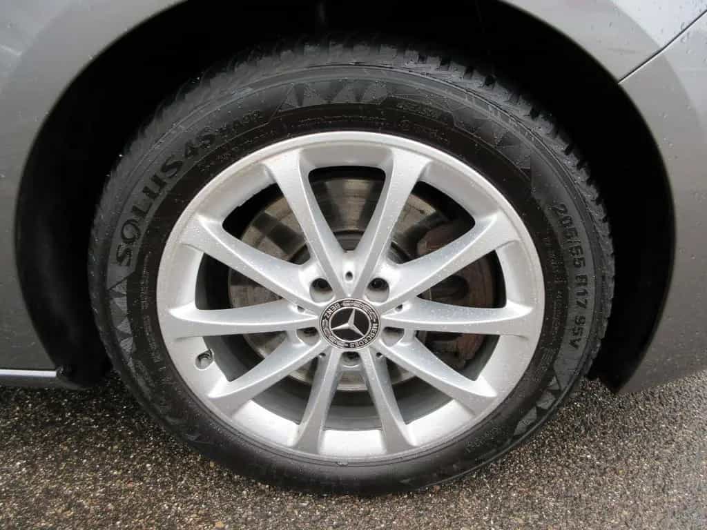 Mercedes-Benz B-Class 250 Progressive 7G LED+Fernl. Navi Kamera Spur 04/2019-photo-27