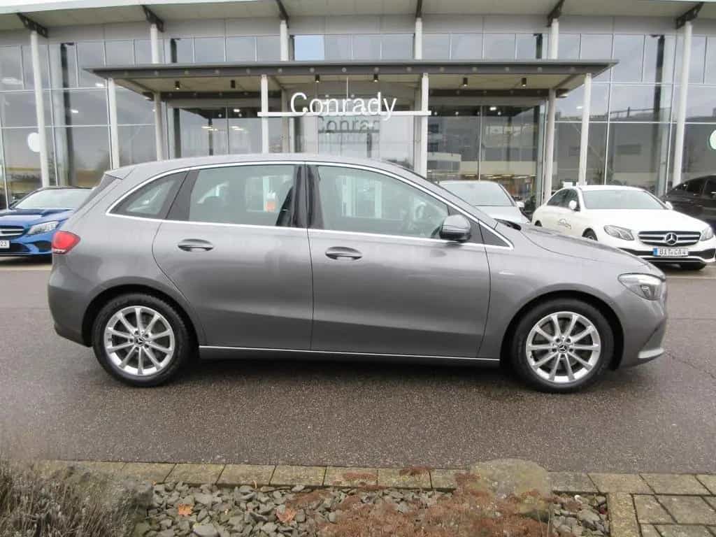 Mercedes-Benz B-Class 250 Progressive 7G LED+Fernl. Navi Kamera Spur 04/2019-photo-3