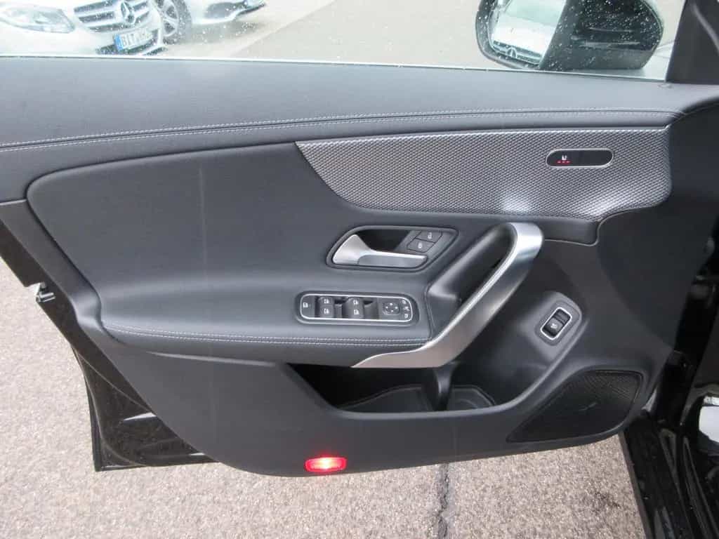 Mercedes-Benz CLA 180 Shooting Brake CLA 180 SB Progressive 7G LED Navi CarPlay StdHz 11/2020-photo-8