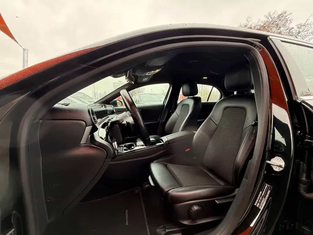 Mercedes-Benz A 180 d Progressive=Automatik-Leder-Navi-Carplay= 10/2018-photo-7