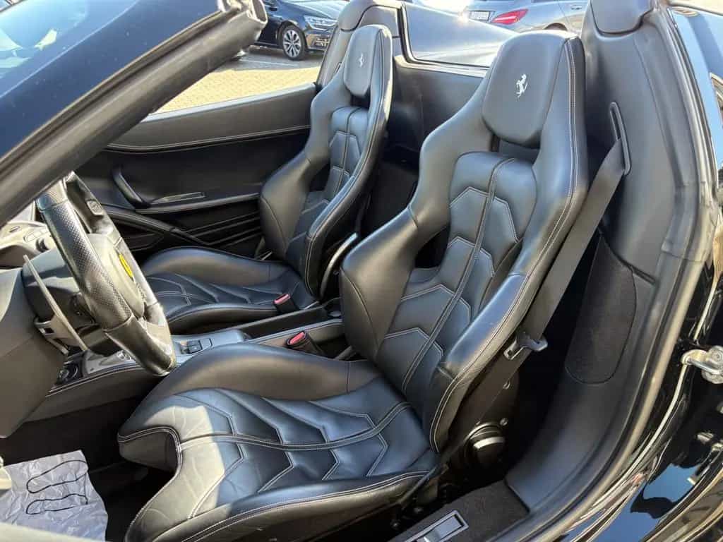 Ferrari 458 Spider Racing Seats LED Lenkrad POWER GARANT 07/2013-photo-10
