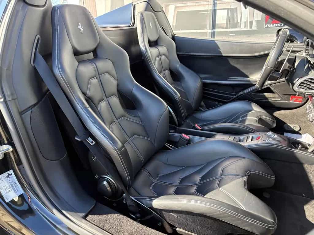 Ferrari 458 Spider Racing Seats LED Lenkrad POWER GARANT 07/2013-photo-11