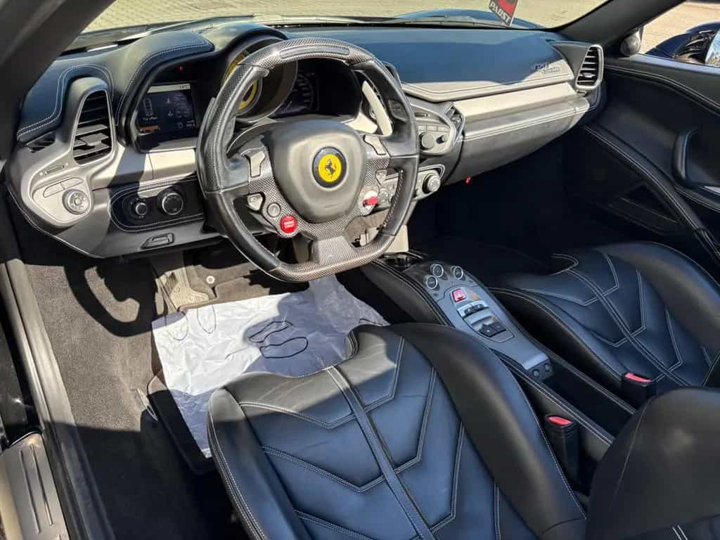 Ferrari 458 Spider Racing Seats LED Lenkrad POWER GARANT 07/2013-photo-14
